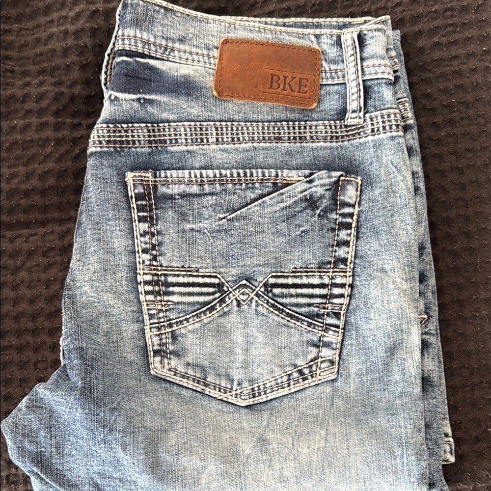 BKE Blue Straight Jeans with Vintage Wash